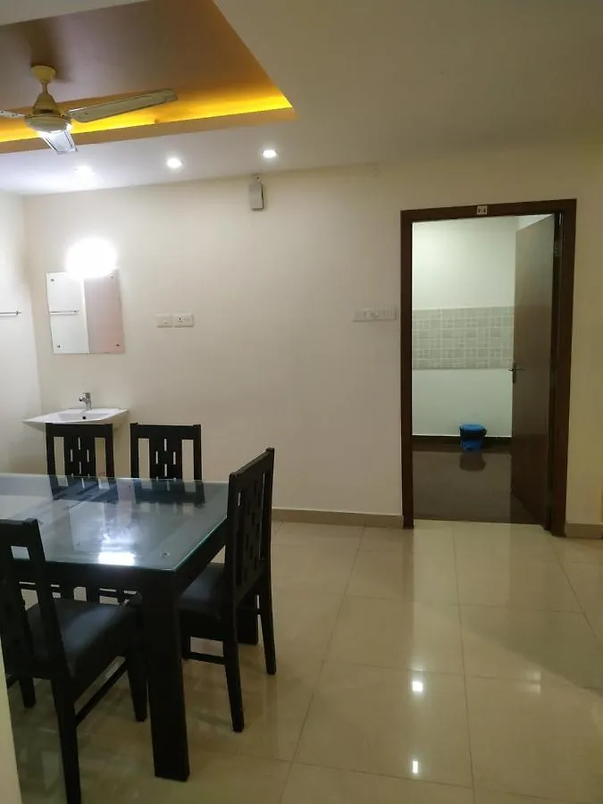 Проживание в семье Kadavil Suites Rooms And Apartments Edappally Коччи